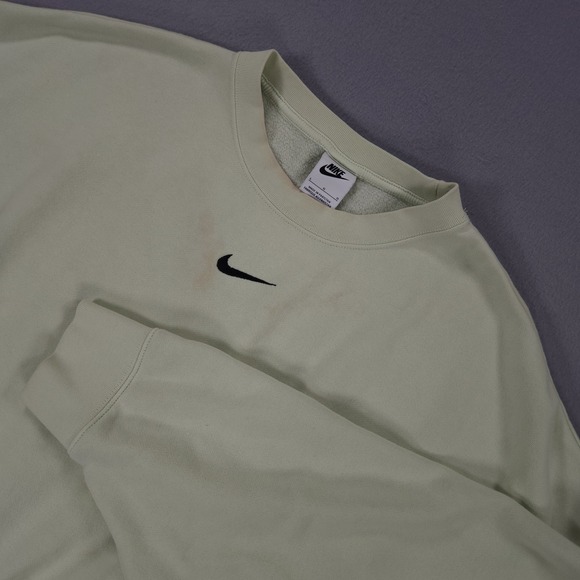 Nike Tops - Nike Dri-Fit Women Cropped Sweatshirt Green Oversized Top Embroidered Swoosh L